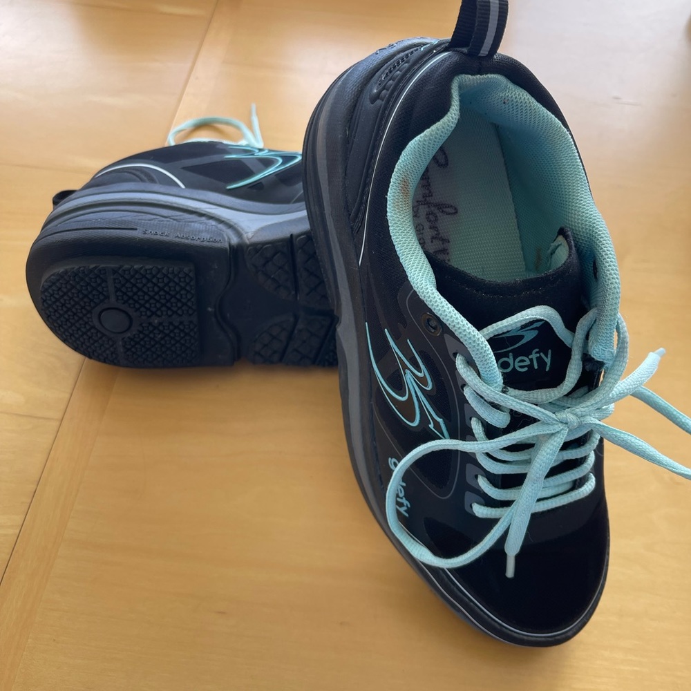 gdefy sneakers